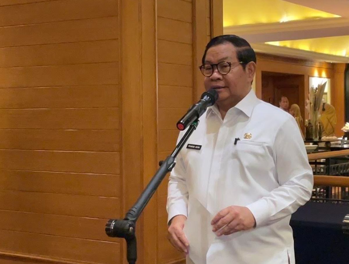 Gubernur DKI Jakarta Pramono Anung saat memberikan arahan dalam mitigasi bencana