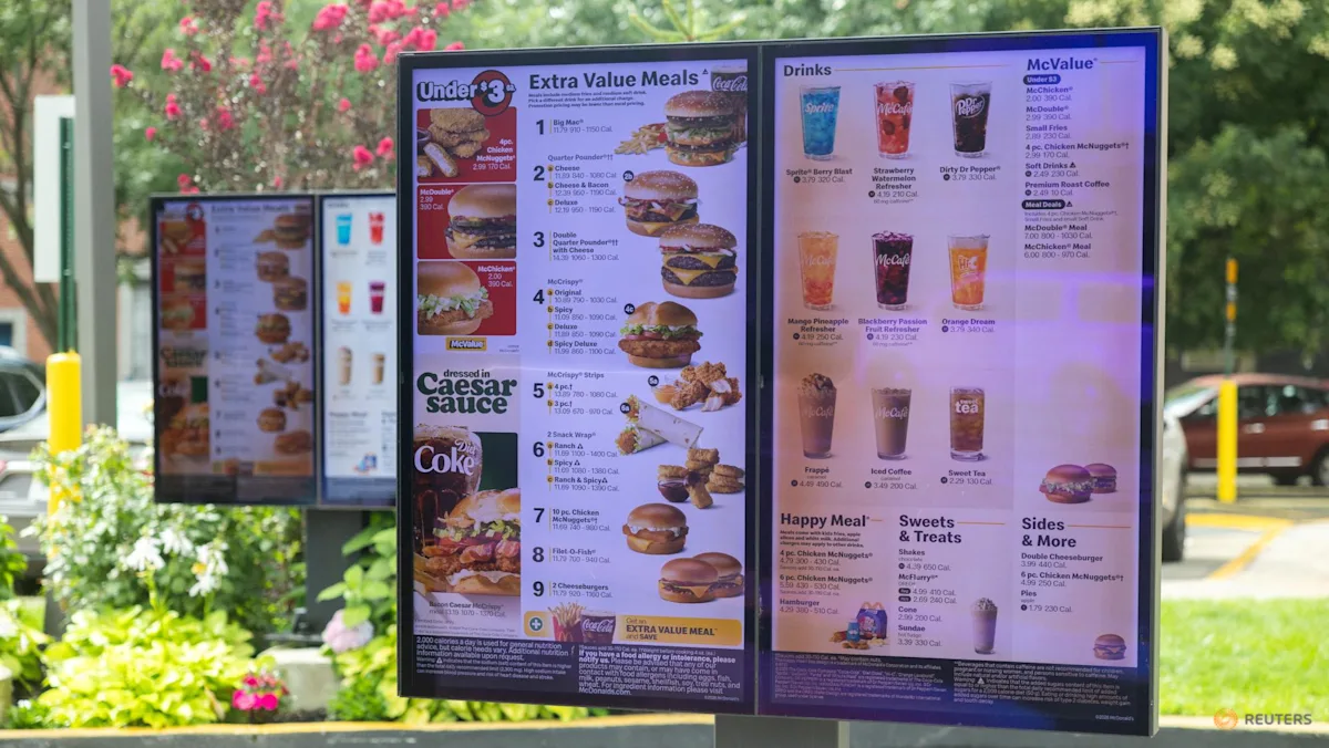 Ilustrasi gerai dan papan menu McDonald's di Amerika Serikat