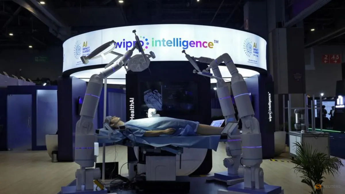 Model sistem robotik medis dipamerkan di New Delhi, India