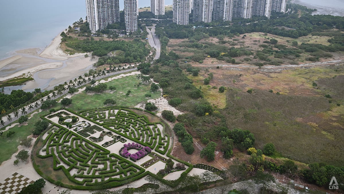 Pemandangan udara kompleks Forest City di Johor Malaysia