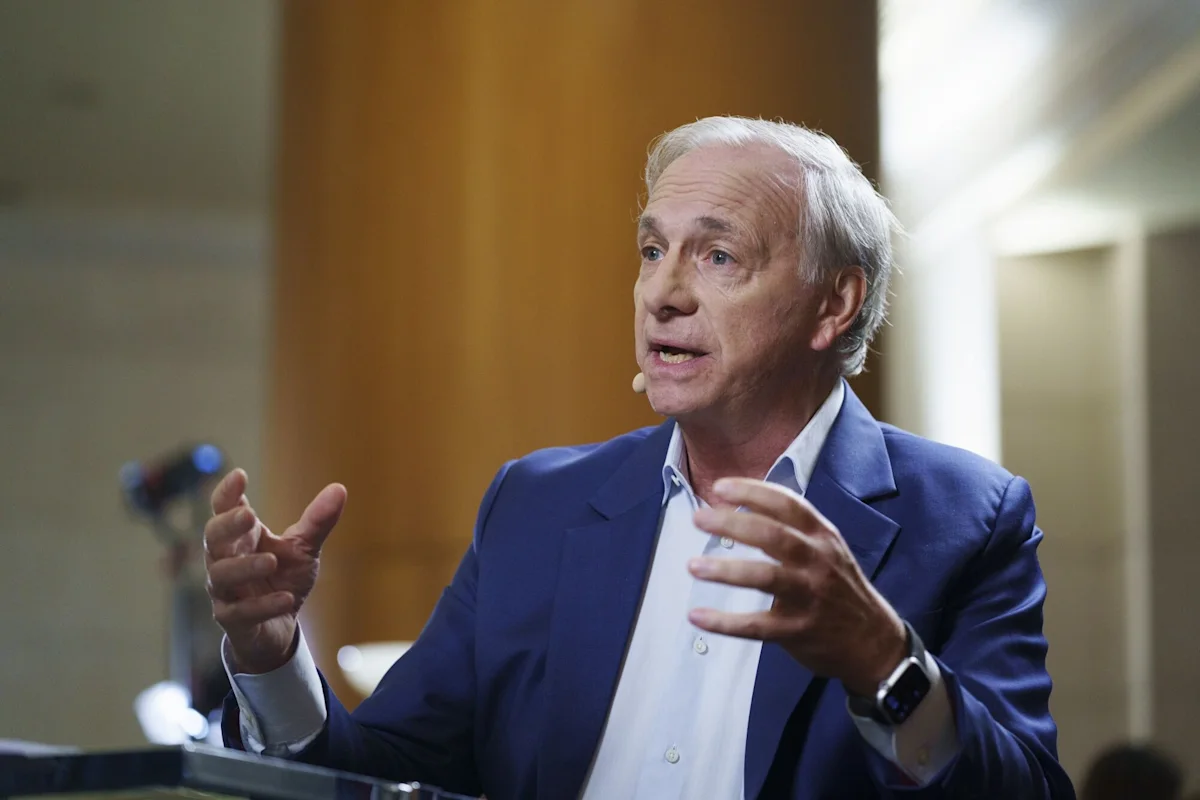 Ray Dalio berbicara mengenai potensi gelembung AI yang mendekati titik kehancuran