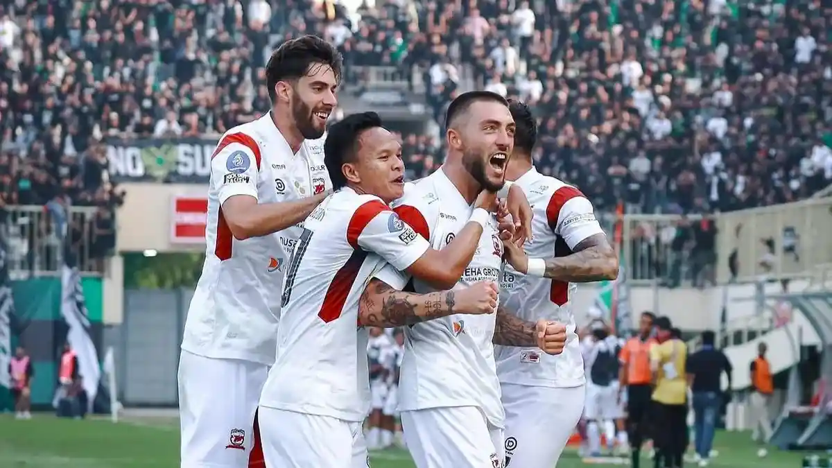 Selebrasi pemain Persija Jakarta saat bertanding melawan Persib Bandung di SUGBK