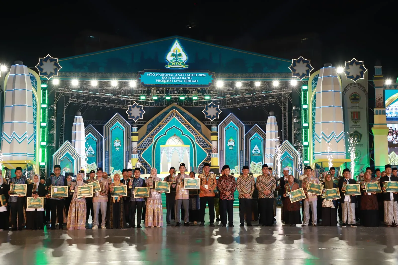 Suasana penutupan ajang MTQ Nasional 2026 di Semarang dengan prestasi membanggakan kafilah DKI Jakarta