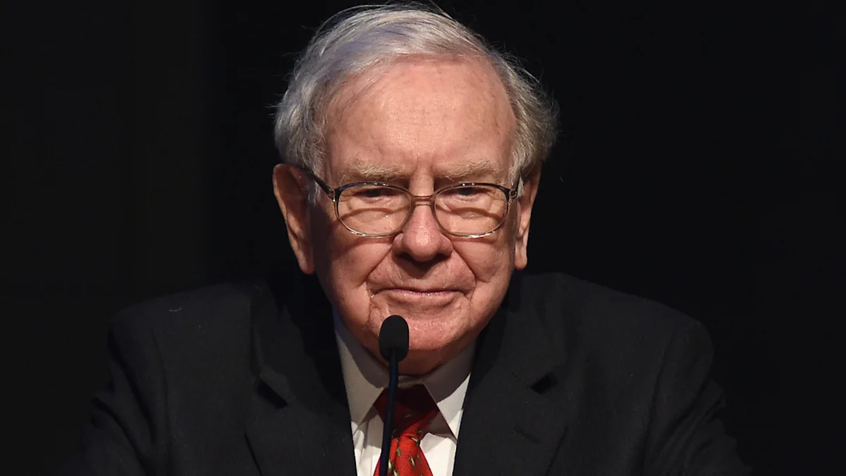 Warren Buffett menyampaikan pidato dalam rapat pemegang saham